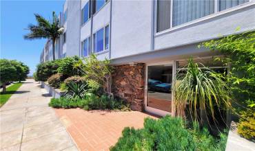 1250 E. Ocean Blvd. 301, Long Beach, California 90802, 2 Bedrooms Bedrooms, ,1 BathroomBathrooms,Residential Lease,Rent,1250 E. Ocean Blvd. 301,PW24147988