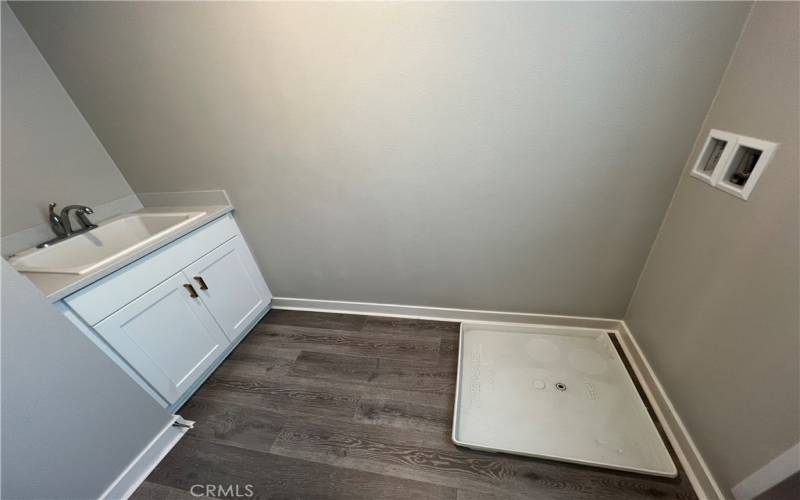 Laundry room with sink on the 2nd floor