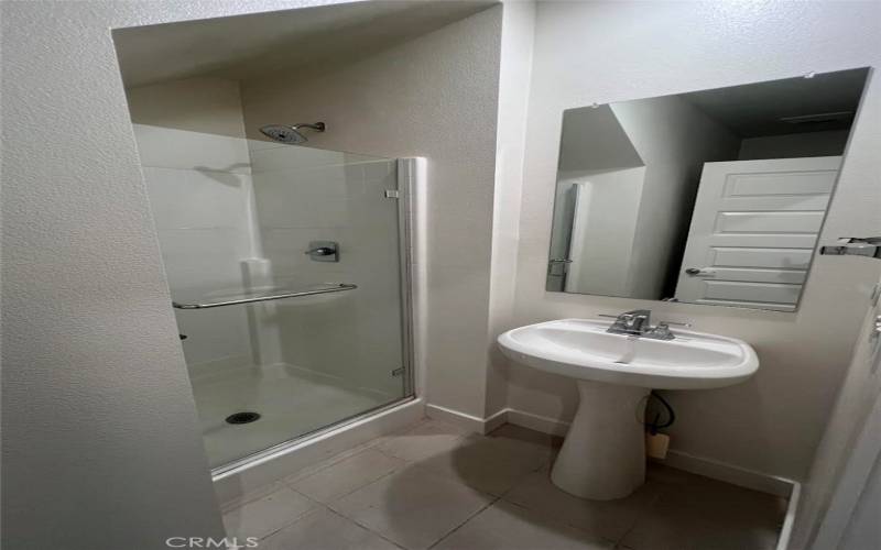 1st floor bathroom