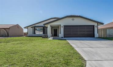 27471 Cloverleaf Drive, Helendale, California 92342, 3 Bedrooms Bedrooms, ,2 BathroomsBathrooms,Residential,Buy,27471 Cloverleaf Drive,CV24147784