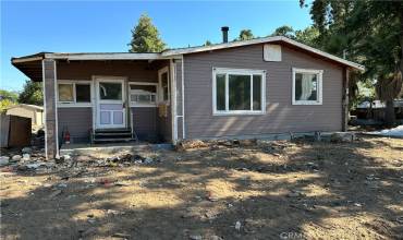 12911 4th Street, Clearlake Oaks, California 95423, 2 Bedrooms Bedrooms, ,1 BathroomBathrooms,Residential,Buy,12911 4th Street,LC24141058