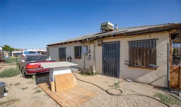 38223 6th Street E, Palmdale, California 93550, ,Commercial Sale,Buy,38223 6th Street E,GD24148012