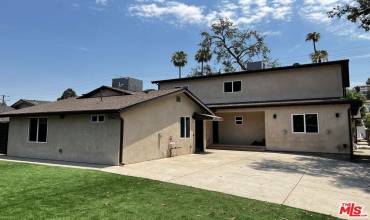 5062 Topanga Canyon 3, Woodland Hills, California 91364, 3 Bedrooms Bedrooms, ,2 BathroomsBathrooms,Residential Lease,Rent,5062 Topanga Canyon 3,24417271