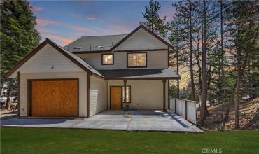 370 Auburn Drive, Lake Arrowhead, California 92391, 3 Bedrooms Bedrooms, ,2 BathroomsBathrooms,Residential,Buy,370 Auburn Drive,CV24084734