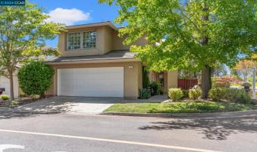 10 Lakeridge Ct, San Ramon, California 94582, 3 Bedrooms Bedrooms, ,2 BathroomsBathrooms,Residential,Buy,10 Lakeridge Ct,41067032