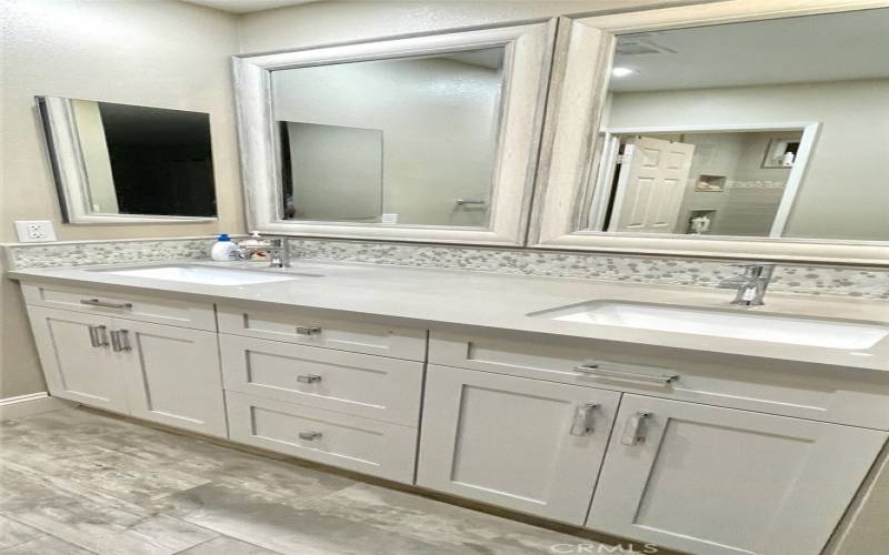 custom double sink vanity in master