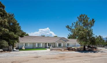 33314 Pewter Road, Agua Dulce, California 91390, 4 Bedrooms Bedrooms, ,2 BathroomsBathrooms,Residential,Buy,33314 Pewter Road,SR24144666