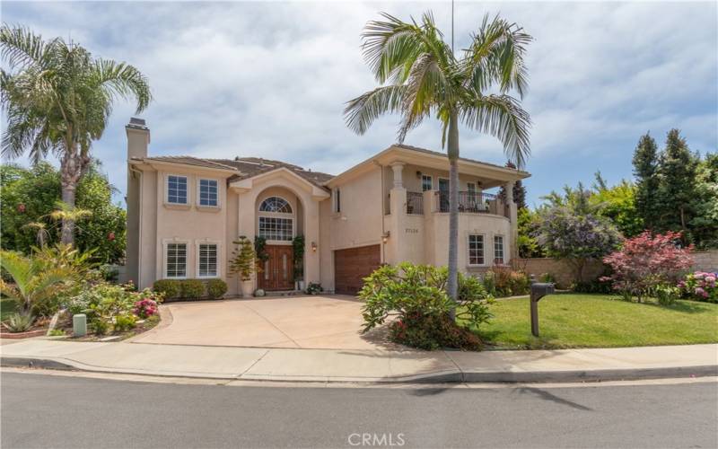 Fabulous home in a dreamy location with ocean views!!