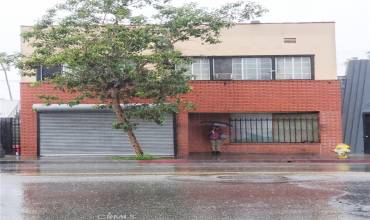 5303 S Western Avenue, Los Angeles, California 90062, 5 Bedrooms Bedrooms, ,1 BathroomBathrooms,Residential,Buy,5303 S Western Avenue,CV24148706