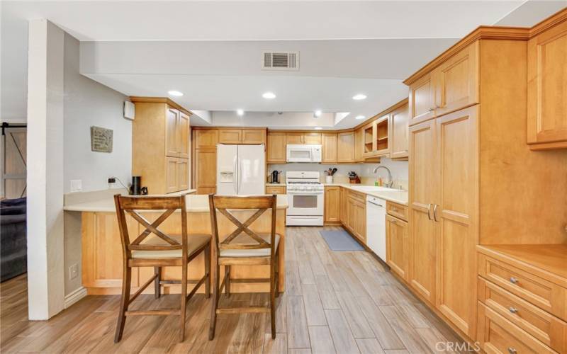 Kitchen Countertop Seating