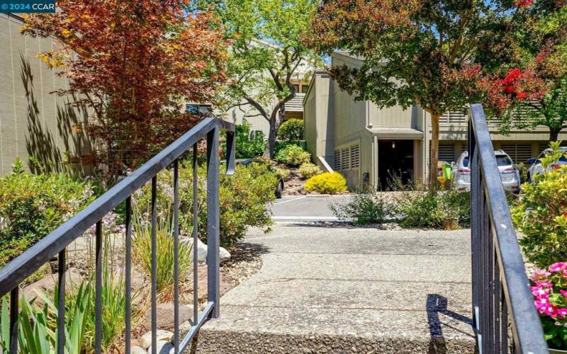 Entrance to Golf Barn steps away