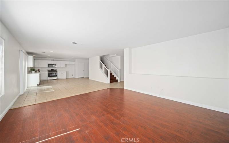 living room looking at kitchen