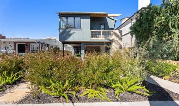 619 Marguerite Avenue, Corona del Mar, California 92625, 3 Bedrooms Bedrooms, ,3 BathroomsBathrooms,Residential Lease,Rent,619 Marguerite Avenue,OC24145761