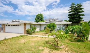 6849 San Luis Street, Paramount, California 90723, 3 Bedrooms Bedrooms, ,2 BathroomsBathrooms,Residential,Buy,6849 San Luis Street,SR24146986