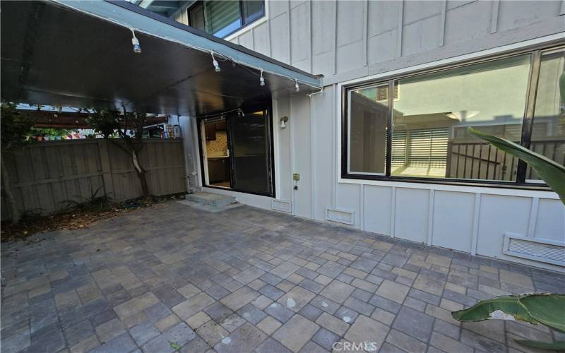 Covered Patio w/ PAvers