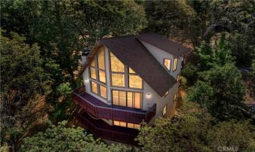 133 Cumberland Drive, Lake Arrowhead, California 92352, 3 Bedrooms Bedrooms, ,3 BathroomsBathrooms,Residential,Buy,133 Cumberland Drive,EV24149064