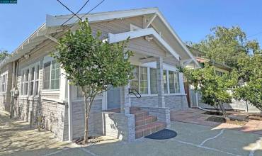 3801 Magee Ave, Oakland, California 94619, 2 Bedrooms Bedrooms, ,1 BathroomBathrooms,Residential,Buy,3801 Magee Ave,41067222