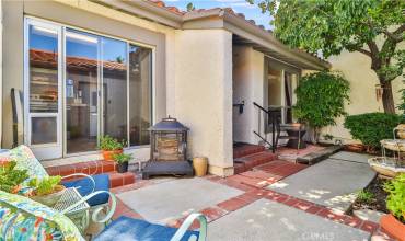 19501 Rinaldi Street 73, Porter Ranch, California 91326, 3 Bedrooms Bedrooms, ,2 BathroomsBathrooms,Residential,Buy,19501 Rinaldi Street 73,SR24149180