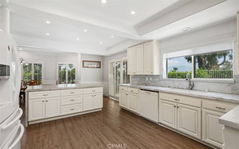 First level kitchen with Saddleback Mt View