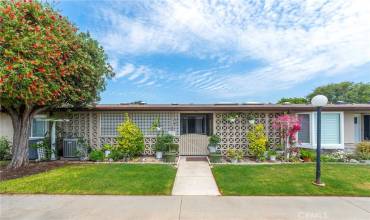 13340 El Dorado Drive 195C, Seal Beach, California 90740, 2 Bedrooms Bedrooms, ,1 BathroomBathrooms,Residential,Buy,13340 El Dorado Drive 195C,OC24128392