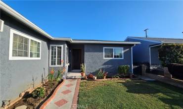 3812 W 134th Place, Hawthorne, California 90250, 3 Bedrooms Bedrooms, ,2 BathroomsBathrooms,Residential,Buy,3812 W 134th Place,SW24148747