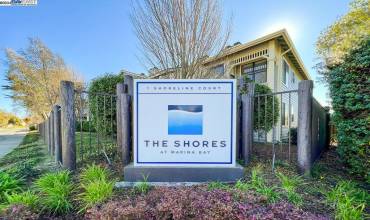 55 Lakeshore Ct, Richmond, California 94804, 1 Bedroom Bedrooms, ,1 BathroomBathrooms,Residential,Buy,55 Lakeshore Ct,41067254