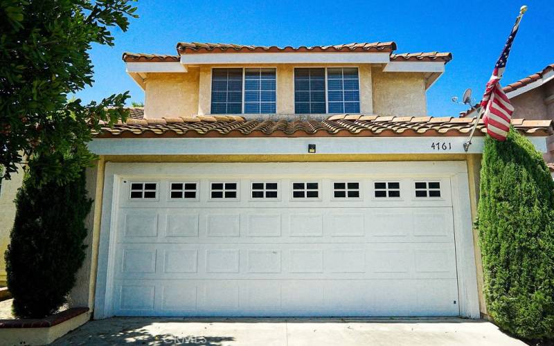 Spacious 2-car garage