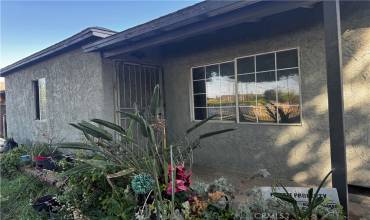 13607 Terra Bella Street, Arleta, California 91331, 3 Bedrooms Bedrooms, ,2 BathroomsBathrooms,Residential,Buy,13607 Terra Bella Street,SR24134118