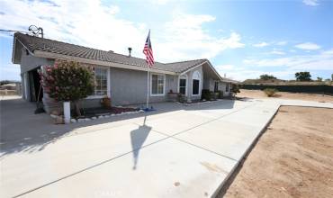 11691 Ivy Avenue, Hesperia, California 92345, 3 Bedrooms Bedrooms, ,2 BathroomsBathrooms,Residential,Buy,11691 Ivy Avenue,SB24149765