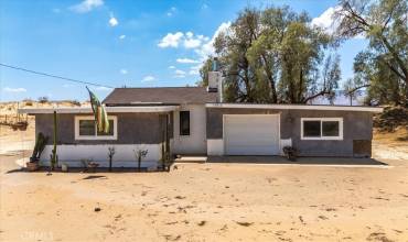 73813 Indian Trail, 29 Palms, California 92277, 3 Bedrooms Bedrooms, ,2 BathroomsBathrooms,Residential,Buy,73813 Indian Trail,JT24149660