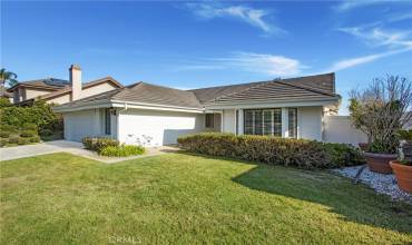 2207 Avenida Oliva, San Clemente, California 92673, 3 Bedrooms Bedrooms, ,2 BathroomsBathrooms,Residential,Buy,2207 Avenida Oliva,OC24149679