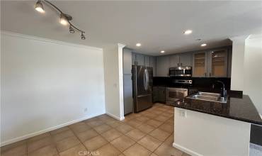 1015 La Terraza Circle 203, Corona, California 92879, 1 Bedroom Bedrooms, ,1 BathroomBathrooms,Residential,Buy,1015 La Terraza Circle 203,IG24141397