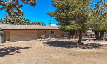 56830 Desert Gold Drive, Yucca Valley, California 92284, 2 Bedrooms Bedrooms, ,2 BathroomsBathrooms,Residential,Buy,56830 Desert Gold Drive,JT24149898