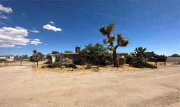 57307 Patree Dr, Yucca Valley, California 92284, 2 Bedrooms Bedrooms, ,1 BathroomBathrooms,Residential,Buy,57307 Patree Dr,IG24150140