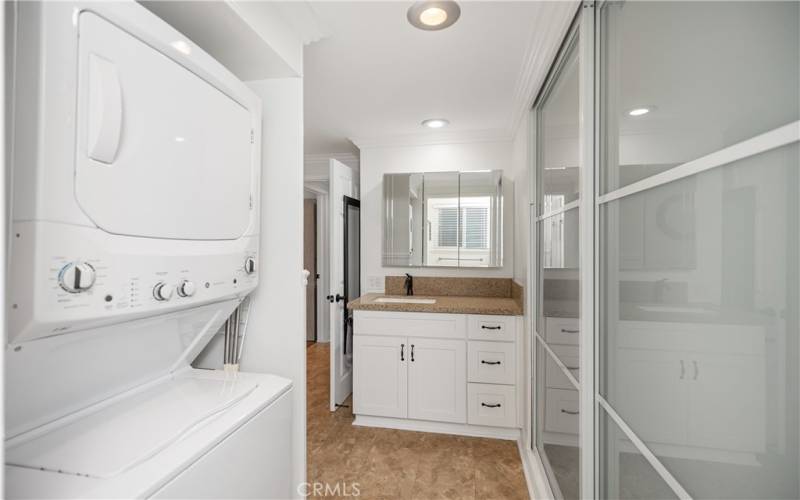 Washer/ Dryer in master bath