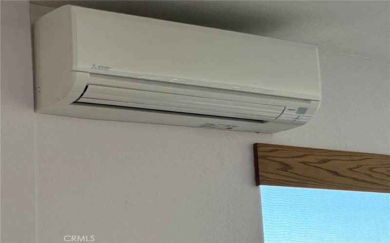 Air conditioning unit in living room