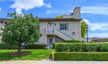 157 Oxford 39, Irvine, California 92612, 2 Bedrooms Bedrooms, ,1 BathroomBathrooms,Residential Lease,Rent,157 Oxford 39,OC24150537