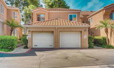 13801 Pinkard Way 7, El Cajon, California 92021, 3 Bedrooms Bedrooms, ,2 BathroomsBathrooms,Residential,Buy,13801 Pinkard Way 7,240017020SD