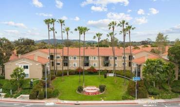 7565 Charmant Drive 303, San Diego, California 92122, 1 Bedroom Bedrooms, ,1 BathroomBathrooms,Residential Lease,Rent,7565 Charmant Drive 303,240017033SD