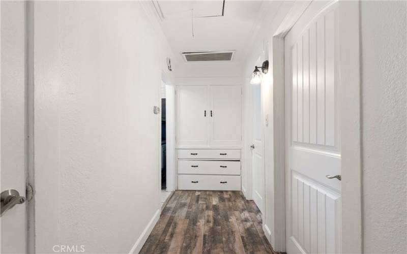 Hallway leading to Bedrooms & Bathroom