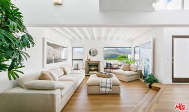 29221 Heathercliff Road 13, Malibu, California 90265, 2 Bedrooms Bedrooms, ,2 BathroomsBathrooms,Residential Lease,Rent,29221 Heathercliff Road 13,24418491