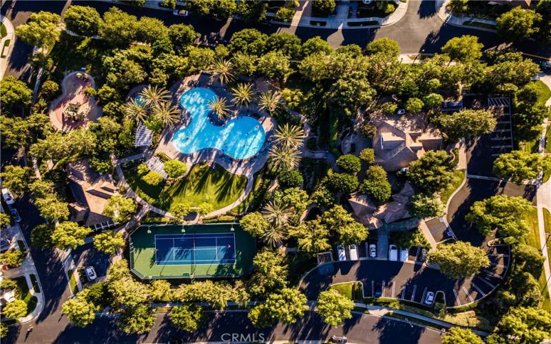 Flintridge Pool