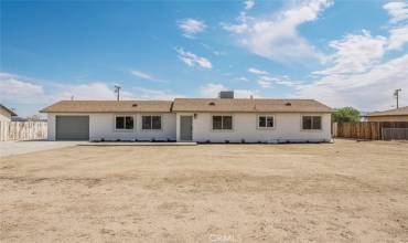 11457 Chimayo Road, Apple Valley, California 92308, 3 Bedrooms Bedrooms, ,2 BathroomsBathrooms,Residential,Buy,11457 Chimayo Road,IV24151544