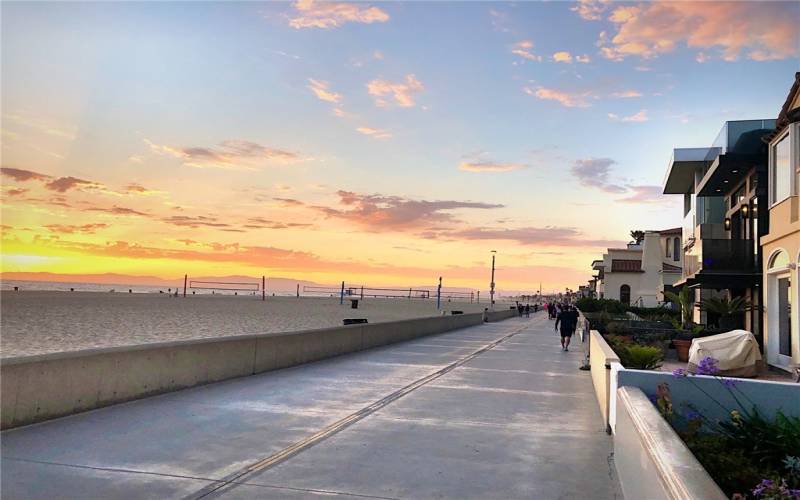 Live the vacation lifestyle and stroll to the Strand for sunsets
