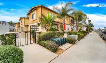 1291 Donax Avenue, Imperial Beach, California 91932, 4 Bedrooms Bedrooms, ,2 BathroomsBathrooms,Residential,Buy,1291 Donax Avenue,PTP2404401