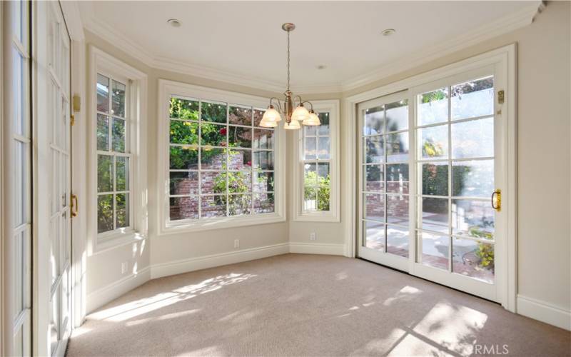 Separate dining alcove which brings the outdoors in.