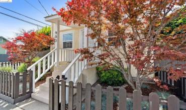 903 24Th St, Richmond, California 94804, 2 Bedrooms Bedrooms, ,1 BathroomBathrooms,Residential,Buy,903 24Th St,41062200