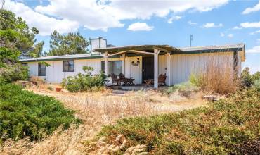 6294 Sunnyslope Road, Phelan, California 92371, 3 Bedrooms Bedrooms, ,2 BathroomsBathrooms,Residential,Buy,6294 Sunnyslope Road,HD23107399