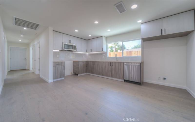 Kitchen from door.