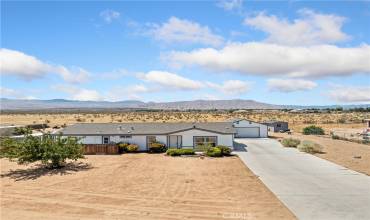 23099 Lucilla Road, Apple Valley, California 92308, 3 Bedrooms Bedrooms, ,2 BathroomsBathrooms,Residential,Buy,23099 Lucilla Road,CV24152038